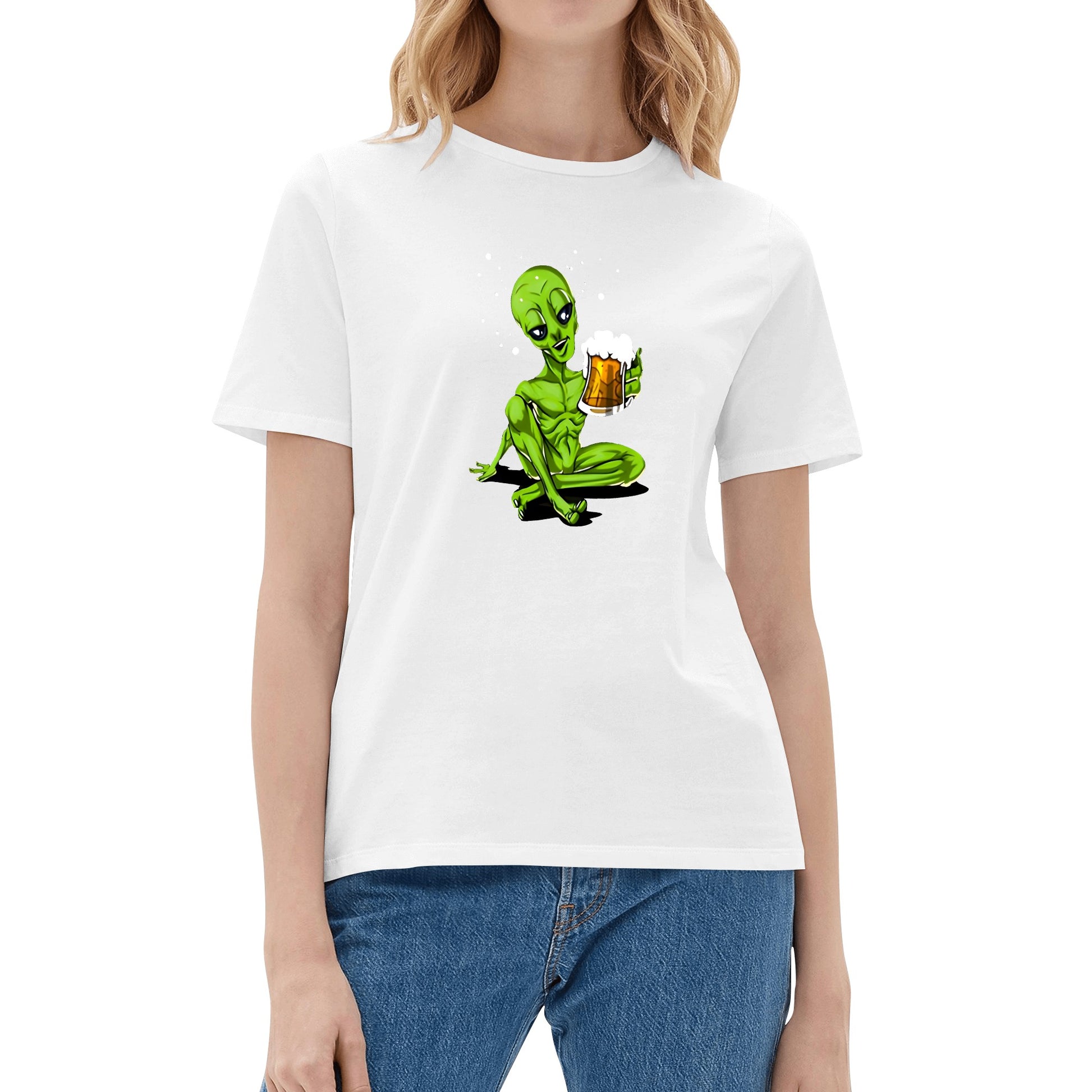 T-Shirt Alien Drinking Beer DrinkandArt